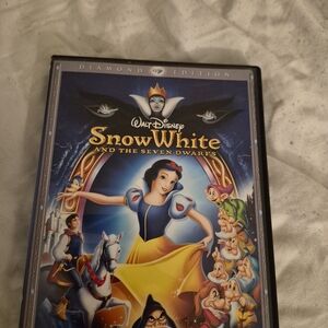 Disney Snow White and the Seven Dwarfs DVD